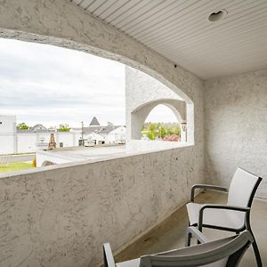 Studio Balcony
